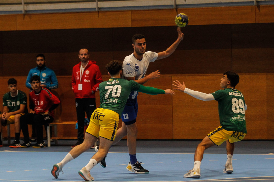 El OAR Coruña continúa invicto en su cancha