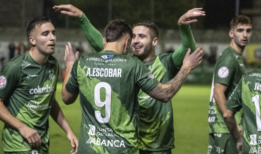 Batacazo del Almería ante un Arenteiro que sigue invicto