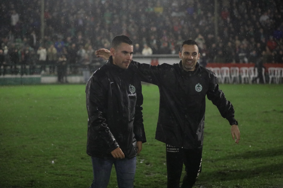 Fran Justo, tras eliminar al Almería: “Es una sensación difícil de conseguir como entrenador”