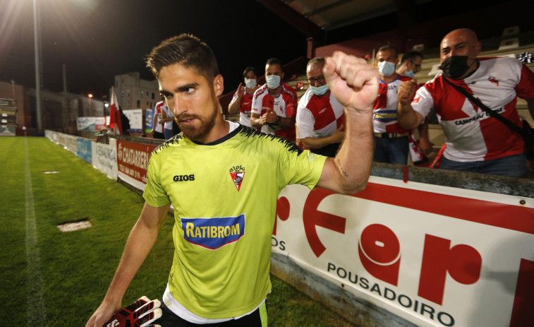Álex Cobo ya es nuevo portero del Bergantiños: 
