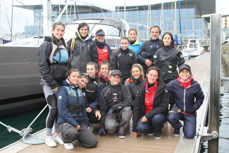 Vigo y Gijón dominan la primera jornada de la Regata Isabel Zendal