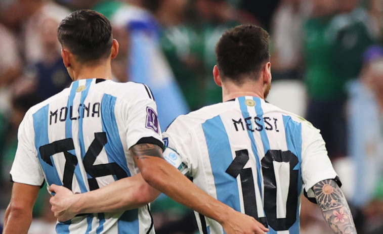 Messi deshace el lío para sacar a Argentina del enredo (2-0)
