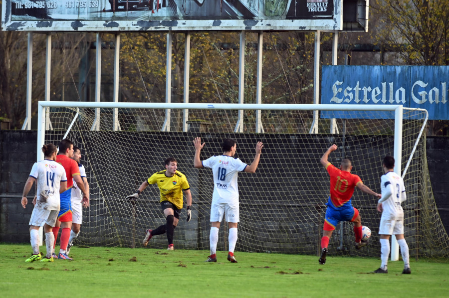 Remontada del Boiro ante el Betanzos en la recta final de partido (1-3)