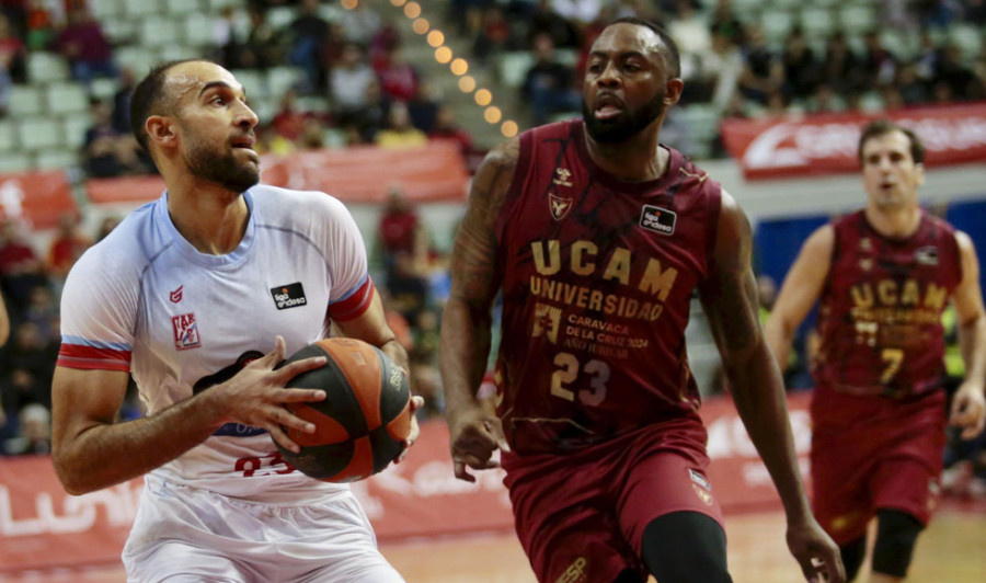 El Obradoiro gana tras cinco derrotas aunque acaba sufriendo (80-84)