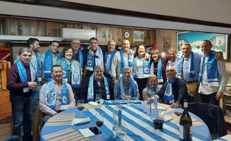 Cena de  la peña  da Torcida de Cabaña