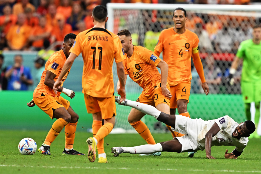 Países Bajos, al 'tran tran' hacia octavos tras derrotar 2-0 al anfitrión