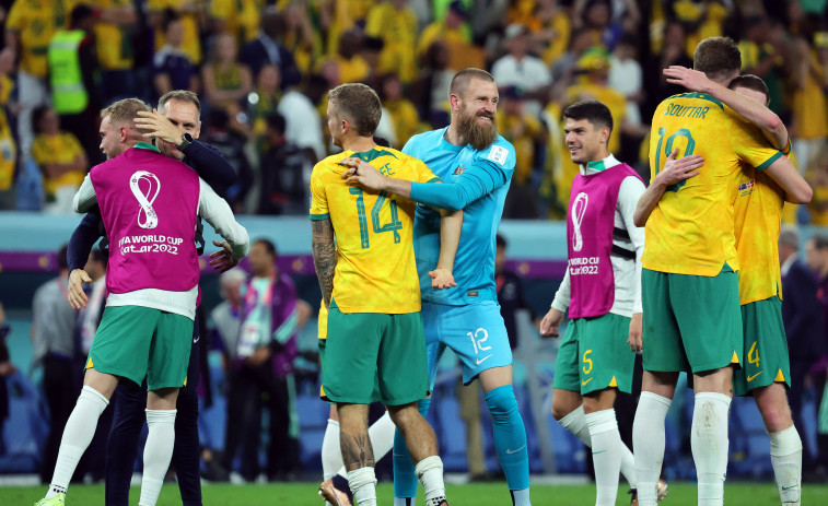 Los 'socceroos' de Australia se reencuentran con la historia