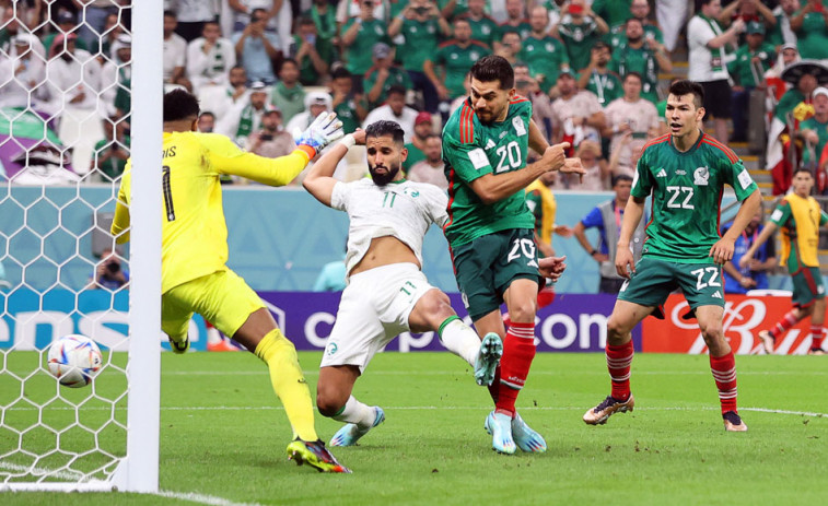 La falta de gol deja fuera a México (1-2)