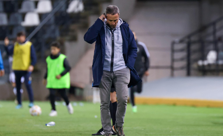 Óscar Cano, molesto: “Hemos estado ridículos”