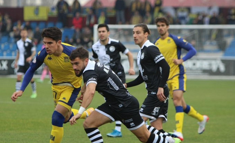 Los rivales del Depor: Unionistas, resiste el fútbol popular