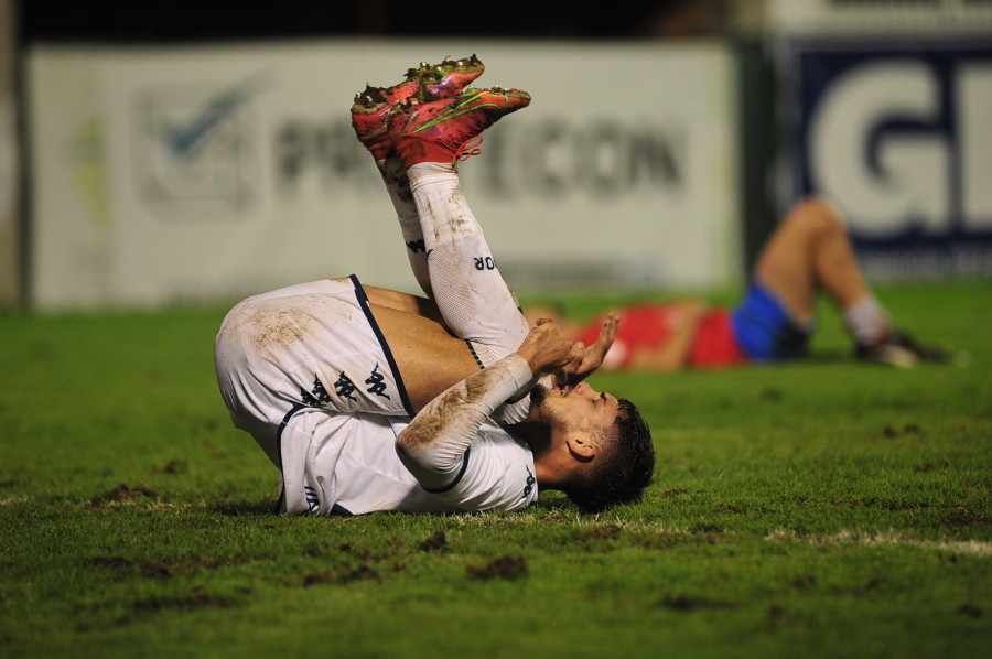 El Fabril pudo sentenciar y acabó pidiendo la hora en o Couto (2-2)