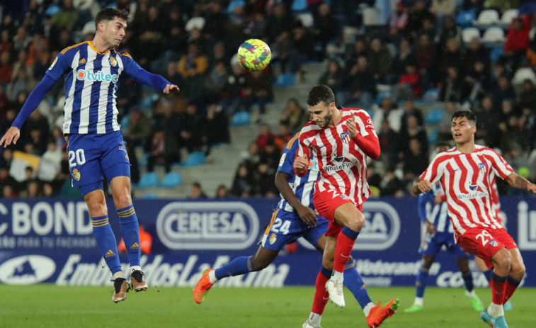 El Atlético de Madrid  desata la tormenta ante la SD Ponferradina (2-4)
