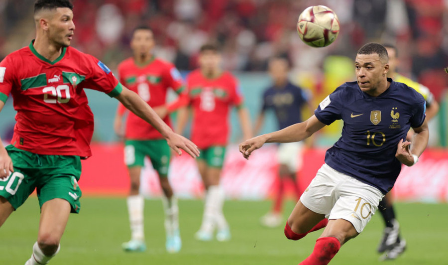 Francia vence a Marruecos y se cita con Argentina en la final (2-0)