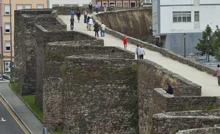 La Muralla de Lugo, punto de partida de la vuelta gallega O Gran Camiño
