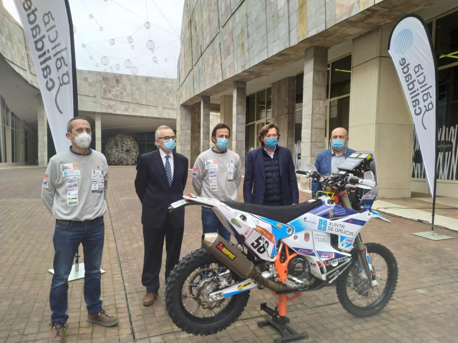 El piloto lucense Eduardo Iglesias confía en mejorar su clasificación en el Rally Dakar de motos