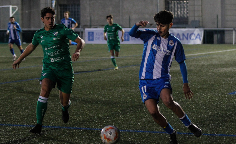 El Depor se lleva el derbi ante el Ural con lo justo