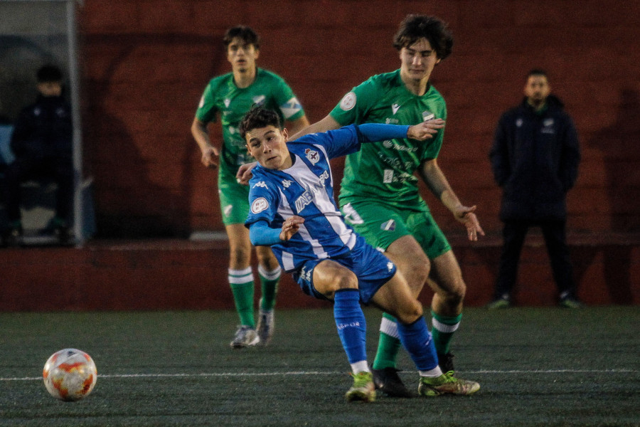 Deportivo y Ural, polos opuestos en la primera vuelta en División de Honor Juvenil