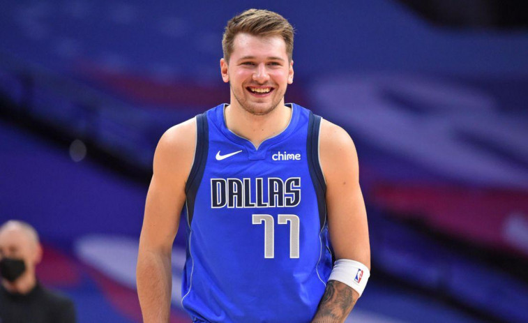 Doncic sella su tercer partido de 50 puntos en diciembre y tumba a Spurs