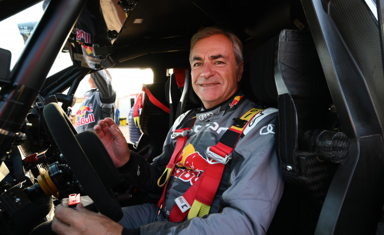 Carlos Sainz tiene fracturadas dos vértebras tras su accidente en el Dakar