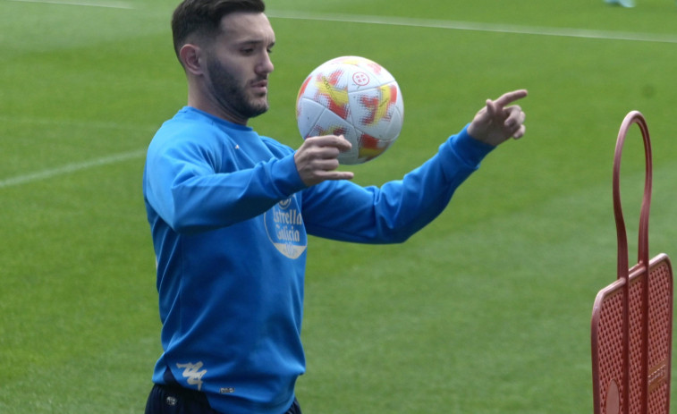 Lucas Pérez, titular como '9' en el equipo que probó Óscar Cano