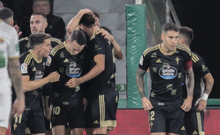 Aspas adelanta al Celta de Vigo en el primer tiempo en Elche (0-1)