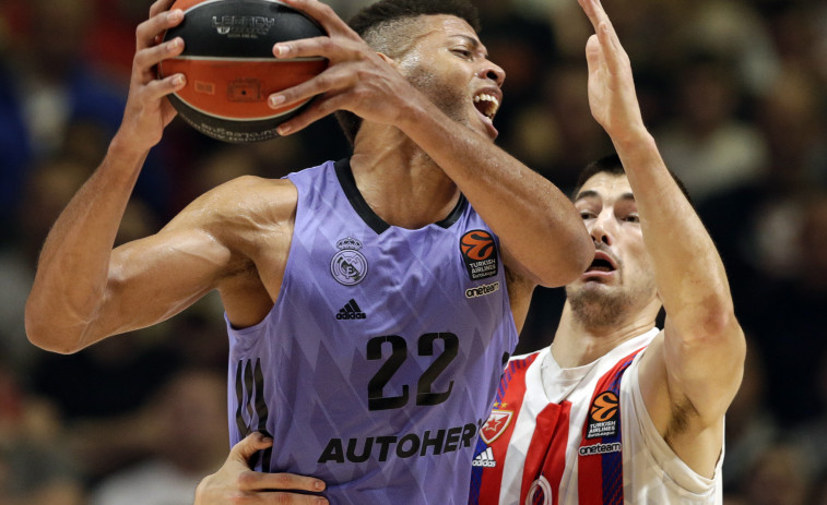 El Real Madrid asalta Belgrado con un Tavares sobresaliente