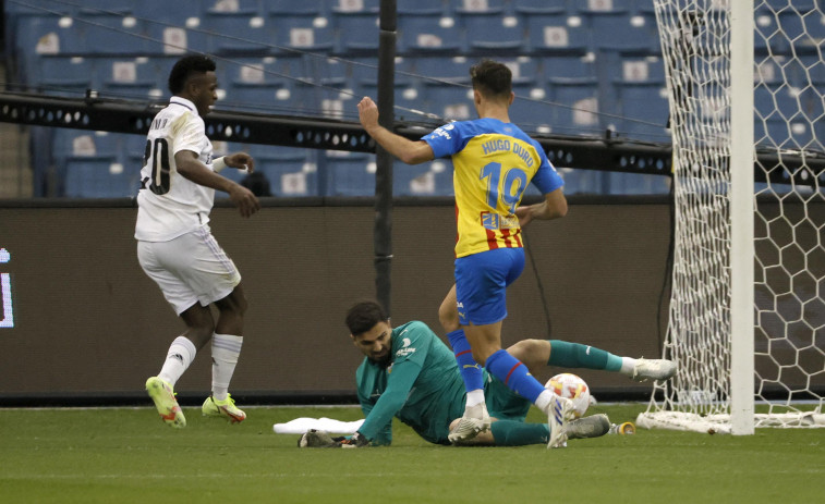 Los penaltis clasifican al Real Madrid