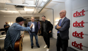 La música recibe a Lucas Pérez en el Palacio