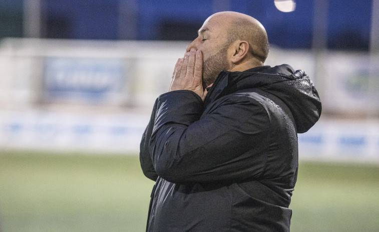 José Luis Lemos deja de ser el entrenador del Bergantiños