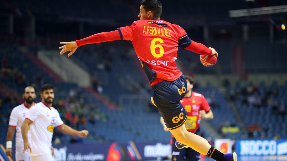 ‘Los Hispanos’ se regalan una goleada antes de empezar la segunda fase (22-35)