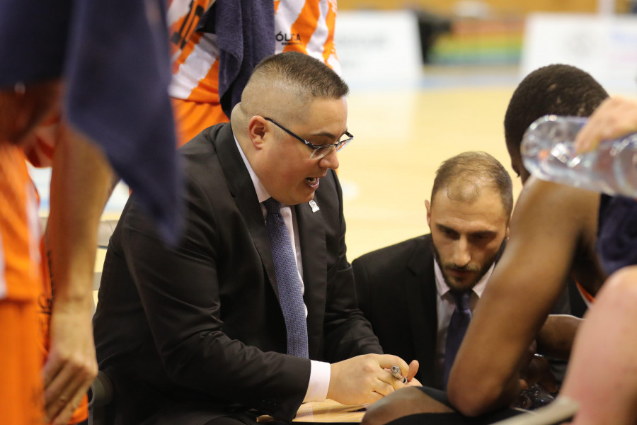 Leyma Basquet Coruña | Diego Epifanio: "Entrenar a este equipo es muy fácil"