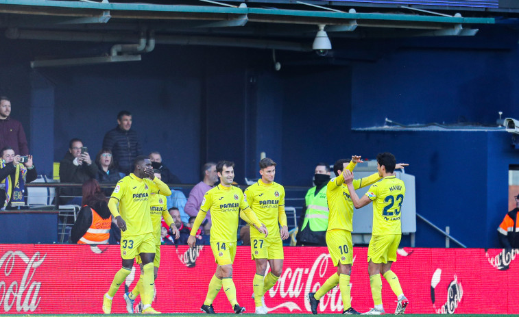 Parejo da la victoria al Villarreal con un gol de penalti en el 101