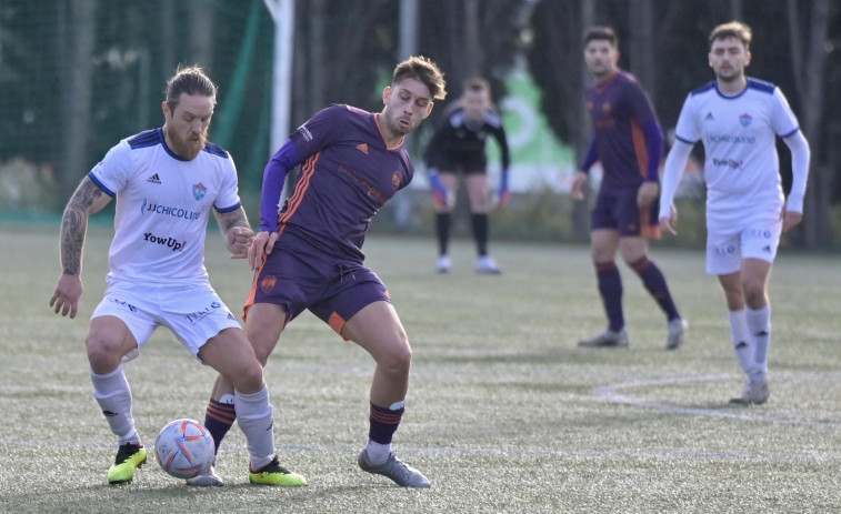 Victoria y gran versión del Montañeros, incluso con diez, contra el Boiro (1-0)