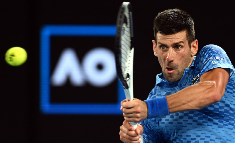 Djokovic supera con autoridad a Paul y jugará su décima final en Melbourne