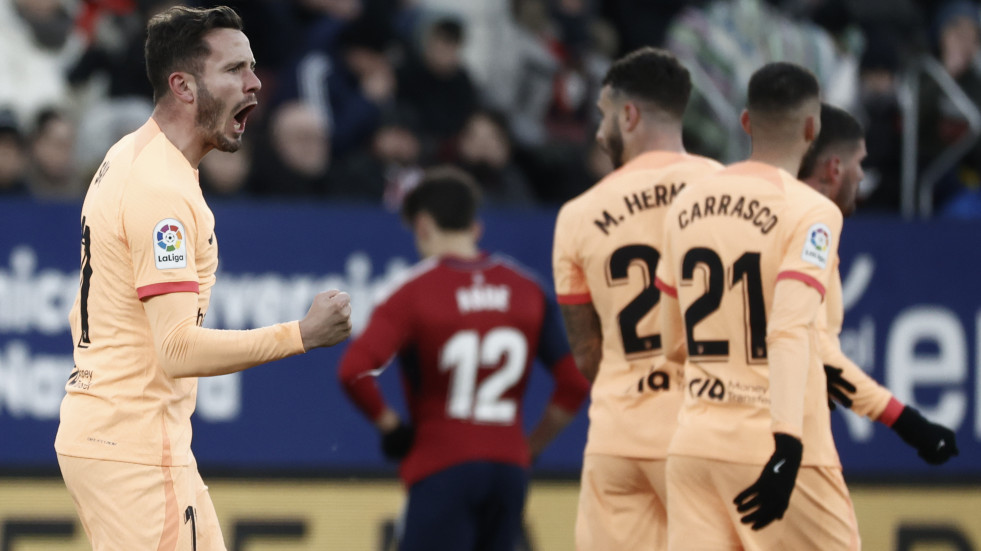 Saúl devuelve la sonrisa al Atlético en Pamplona