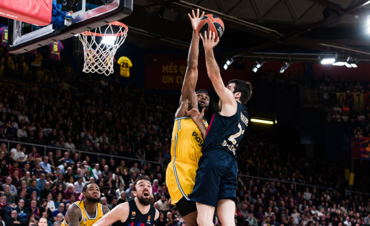La rebeldía de Jokubaitis y Abrines reaniman al Barça  (83-78)
