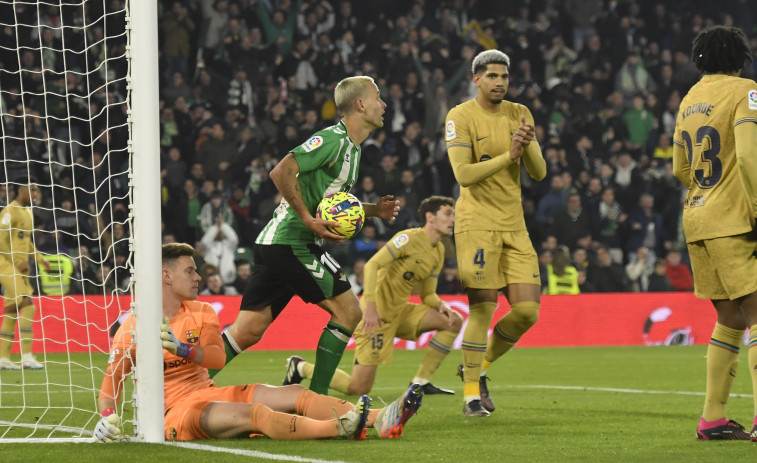 Betis y Barcelona empatan al descanso con mayor dominio azulgrana (0-0)