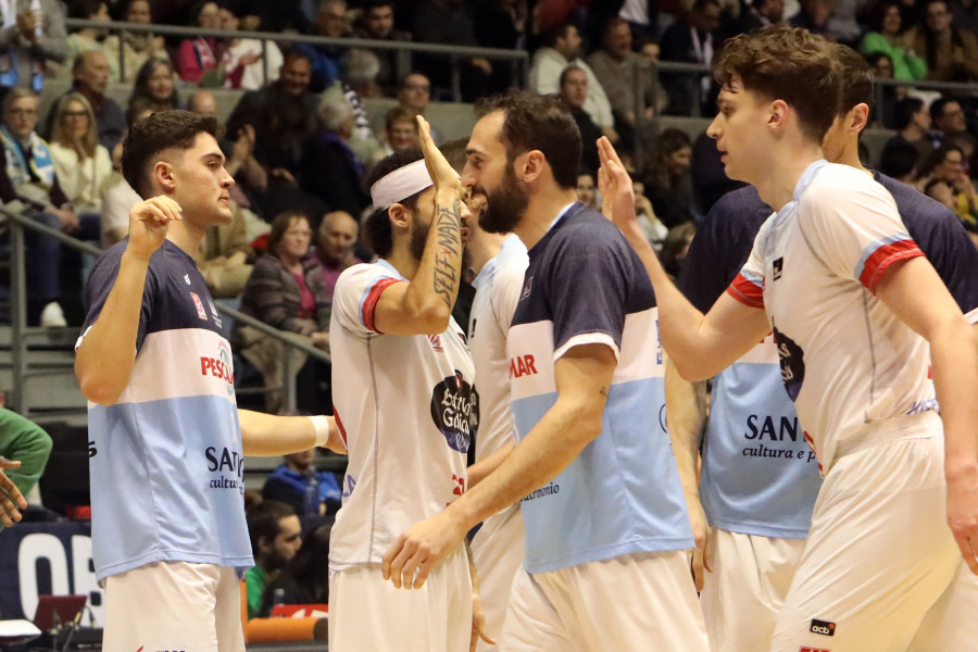 El Obradoiro examina la profundidad de banquillo del Real Madrid