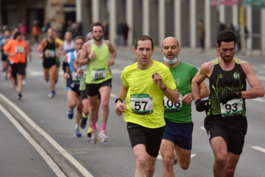 Más de 1.500 corredores participarán este domingo en la Coruña21