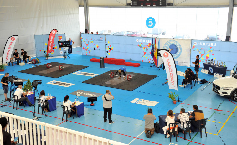 Seis equipos del CH Coruña competirán en Alzira