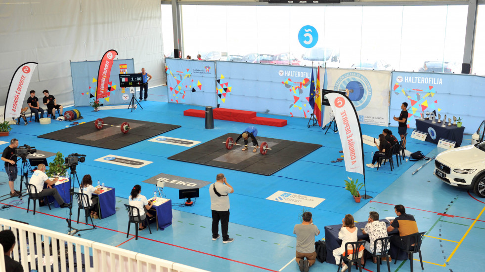 Seis equipos del CH Coruña competirán en Alzira