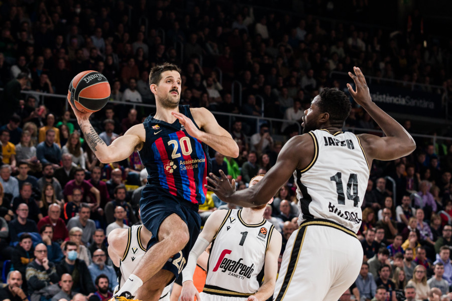 El Barça pasa el rodillo en casa de la Virtus de Scariolo