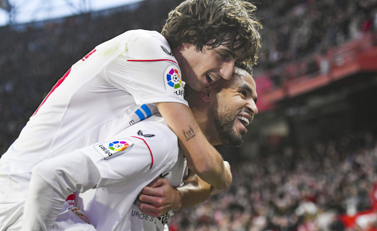 Vuelve el Sevilla local y el Mallorca visitante (2-0)
