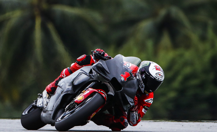 Ducati domina en Sepang y Honda resalta el estado físico de Marc Márquez