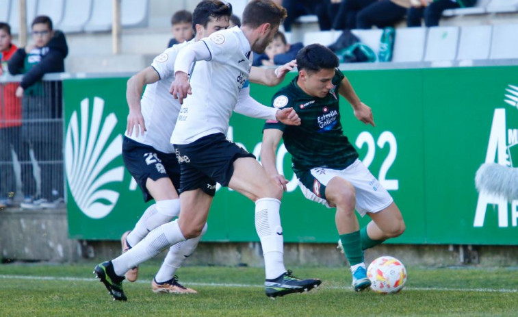 Un triunfo devuelve al Racing de Ferrol al play off (3-0)