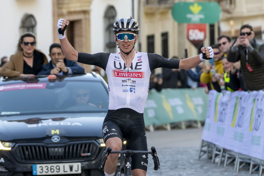 Pogacar dinamita la Vuelta Ciclista a Andalucía con otra exhibición en Jaén