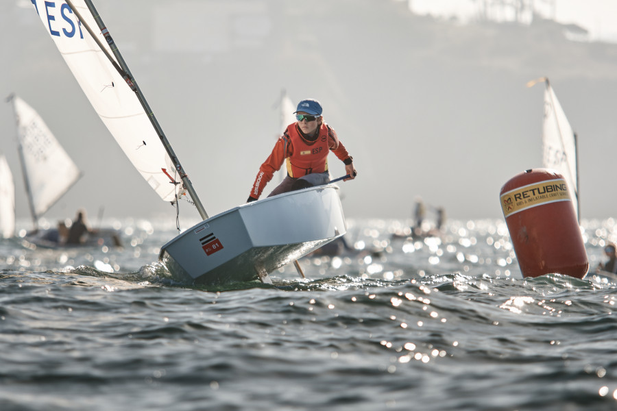 El viento no ayudó a los Optimist en la primera jornada