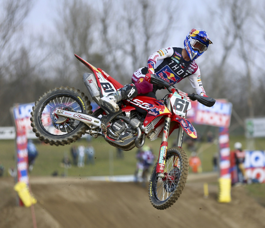 El campeón mundial esloveno Tim Gajser, se lesiona en la prueba de Trentino
