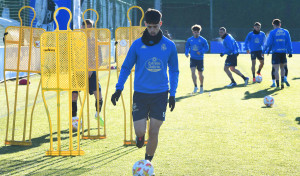 Pepe Sánchez ya toca balón en Abegondo
