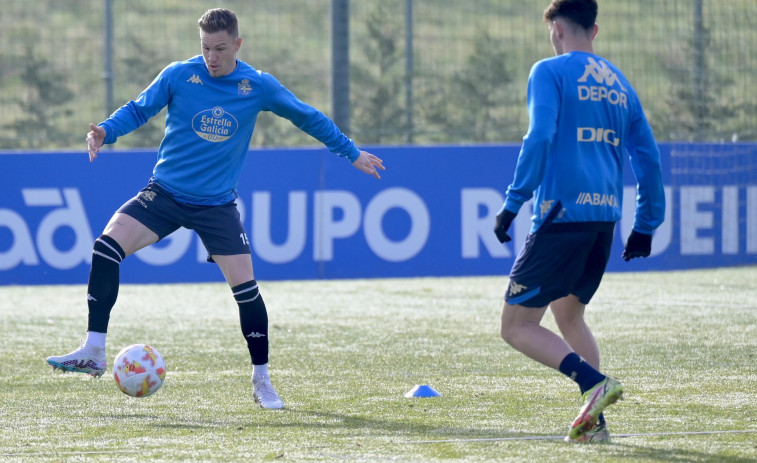 Tres sesiones del Depor antes de Badajoz, mirando a la enfermería